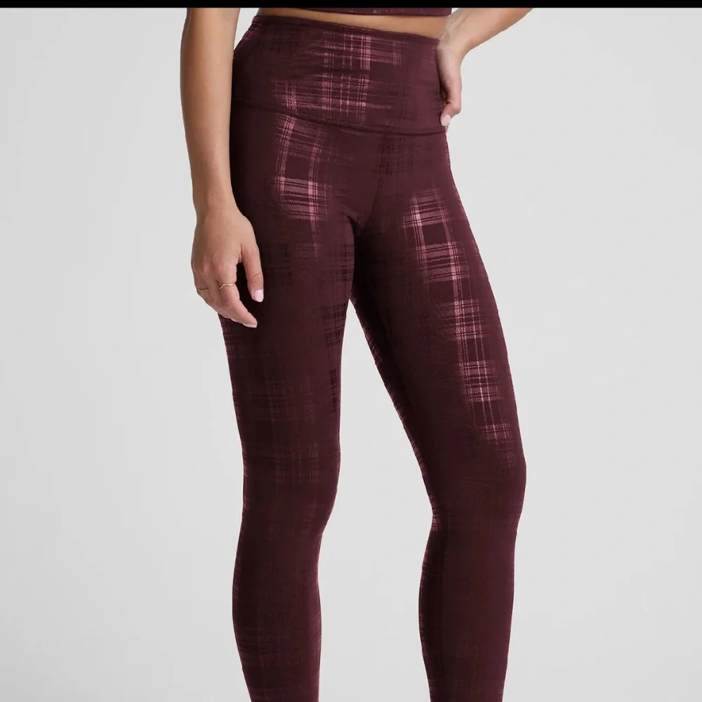 Beyond Yoga- Plaid Foil Burgundy High Waisted Midi Legging - Picture 1 of 1